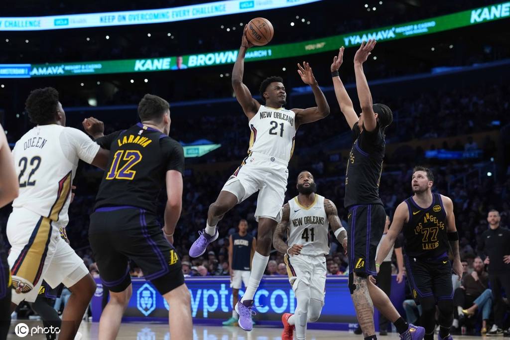 东契奇27+10+8詹姆斯21分 湖人胜鹈鹕